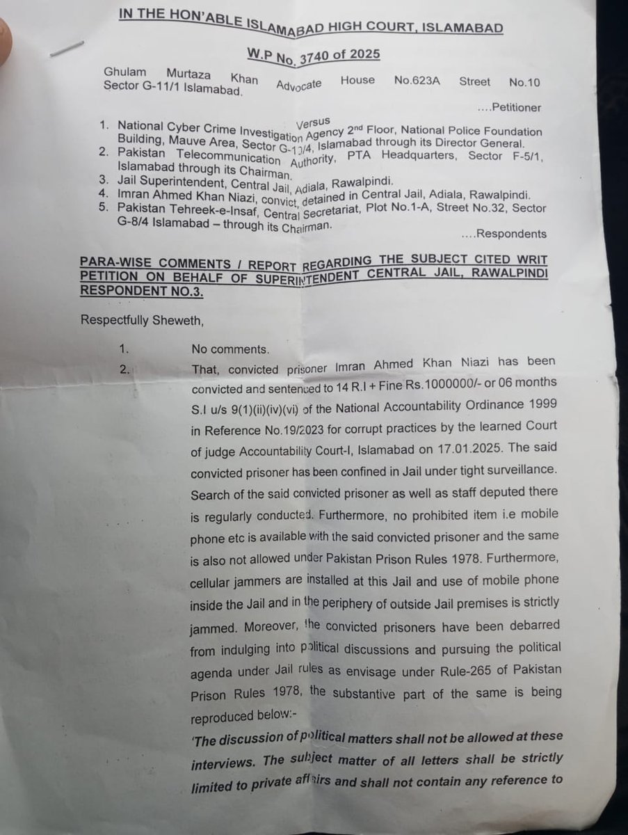 saqibbashir156's tweet image. اہم خبر ، عمران خان کا ایکس اکاؤنٹ بند کرنے کی درخواست میں سپریڈنٹ اڈیالہ جیل نے اسلام آباد ہائیکورٹ میں جمع کروائے گئے جواب میں کہا ہے کہ ایکس اکاؤنٹ جیل سے آپریٹ نہیں ہو رہا نا ہی عمران خان موبائل استعمال کر سکتے ہیں سخت سرویلنس ہے ان پر تعینات عملے کی مستقل سرچ ہوتی ہے &quot;