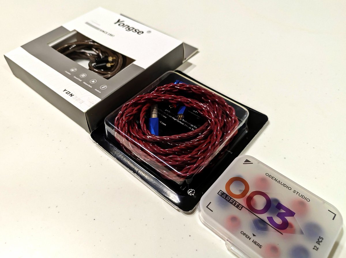 earphone_fvo様より11.11企画のお品物 Culemi-04 Fire 4.4mm 2pin