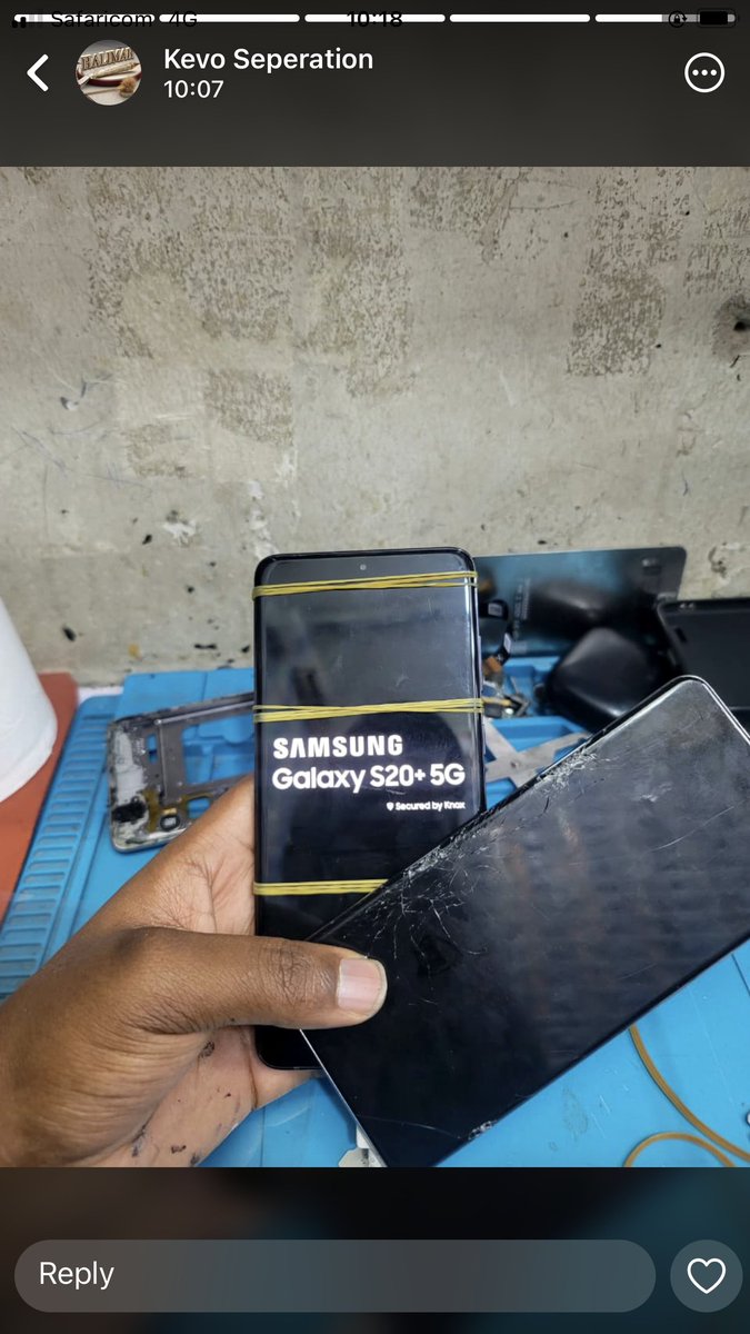 Dennopere's tweet image. 📱Repairing of phone📱*

✖️ Broken screen? 💧 Water damage? 🔋 Not charging?
Don&apos;t worry! 😊 We fix:
- Broken Screens 📱
- Liquid Damage 💧
- Charging Issues 🔌
- More! 🤔

*Fast, Affordable, Guaranteed!* ⏱️💸🔒

📞 Call/Text: 07012 13132 
📍 Location:Cookie house shop 111