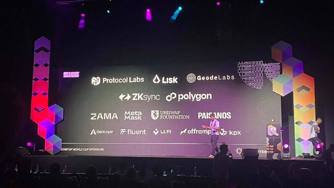 CESS_Storage's tweet image. 🇦🇷 What an incredible week at Devconnect Buenos Aires 2025!

The CESS team met with Ethereum devs, zk researchers, DA experts, and LATAM builders shaping the future of Web3.

One theme was clear: Ethereum’s next chapter needs strong, decentralized data layers.

Proud to represent…