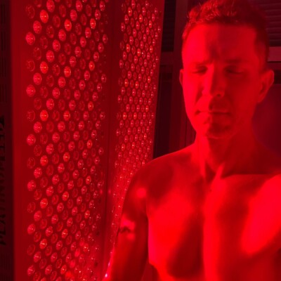 PodcastGuests's tweet image. Nick Janicki is the #Founder of 50+ wellness franchises, now leading the next wave of longevity by integrating #float #therapy, ketamine, and advanced wellness therapies. Book him on your podcast. podcastguests.com/expert/nickjan…