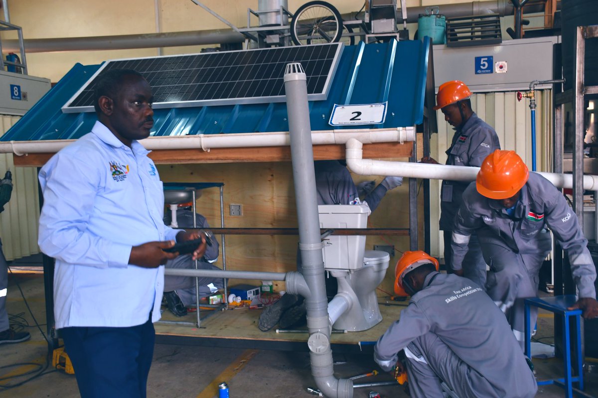 <a href="/GovUganda/">Government of Uganda</a> <a href="/Educ_SportsUg/">Ministry of Education and Sports - Uganda</a> Trainer licensing for #TVETUg is now mandatory, setting a new national standard where professionalism is the minimum requirement. A unified national skills system finally replaces years of fragmentation, bringing coherence, accountability, and national direction
#SkillsUg #EducUg