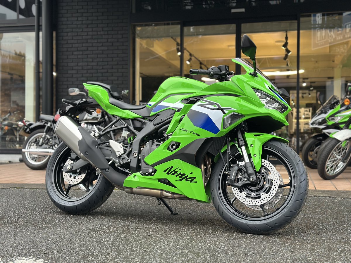 ZX4R