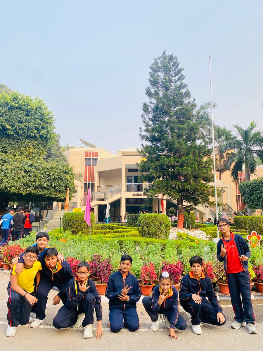 Seth M. R. Jaipuria School, Lakhimpur Kheri tweet media