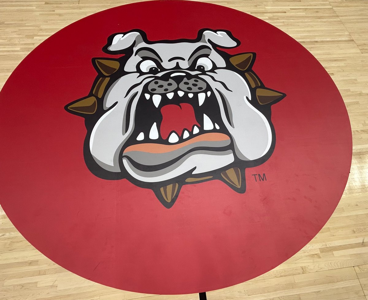 P356Loeffler's tweet image. Great to get back on the floor at Selland Arena w/@CoachMQJ! So many memories. Relive them with us, &amp;amp; make some new memories on Sunday, November 30th as @FresnoStateMBB 
returns to downtown Fresno for one day only against CSU Bakersfield. 🏀ticketmaster.com/the-return-to-…