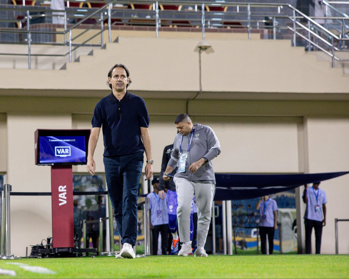 📝⚽️

تفكير بصوت عالي تجاه الإختلاف الهلالي الهلالي حول وضعية الفريق ومستقبله مع سيموني انزاغي 🧐💙

 لاحظ اني بدأت حديثي بمفردة إختلاف وليس خلاف وهذا حق طبيعي للكل لأنه ببساطة الناس تختلف نظرتها للأمور بإختلاف الزاوية اللي تنظر من خلالها والمسببات اللي تبني وجهة نظرها من خلالها