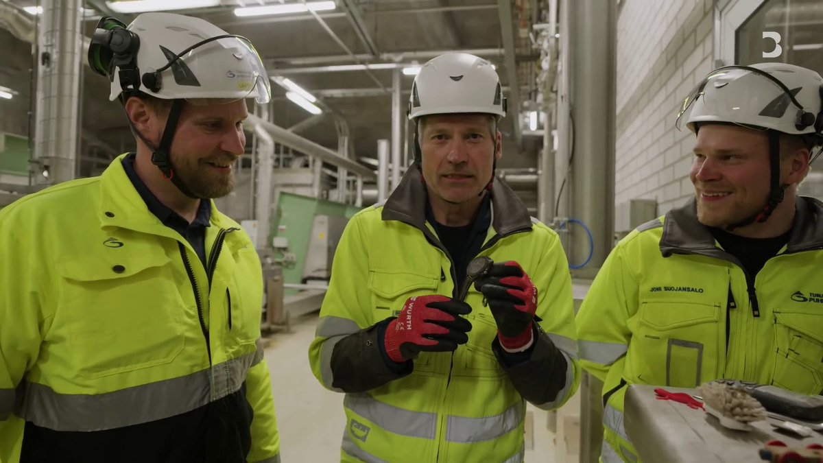 silvianap_cw's tweet image. Nikolaj Coster-Waldau in episode 2x05 of &quot;An Optimist&apos;s Guide to the Planet&quot; 🌎
You can watch it on YouTube: youtu.be/k_Xb1WQC7c8?si…
Or on Bloomberg: bloomberg.com/news/videos/20…
Episode 6 will be available Nov. 26 at 6pm ET!

#NikolajCosterWaldau 💚
#AnOptimistsGuideToThePlanet 📺