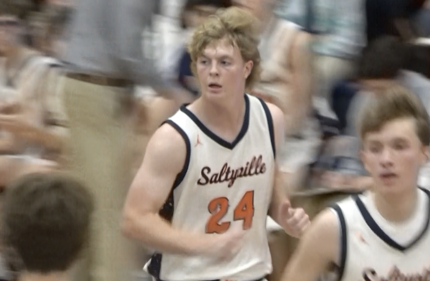 Channel1450com's tweet photo. New Berlin opened up the new season with a new coach, in a new gym with a win over North Mac.

Reid Hepperly scored 23 points to power the Pretzels.

Watch highlights here:
https://t.co/eGJZoT6YSW https://t.co/De4q8dvvEk