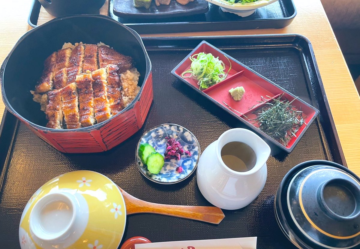 久しぶり旦那とお出掛け♡
湯豆腐おいしー