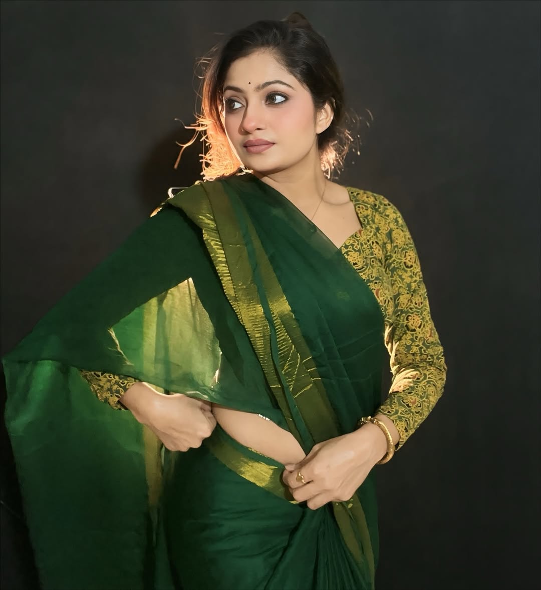 ActrezHub's tweet image. #SanamJoshi #Sanam #Joshi