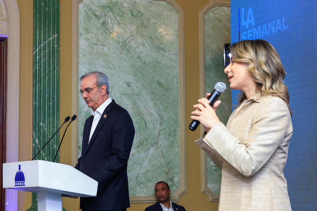 G6kBQh6XUAA46Nf?format=jpg&name=large