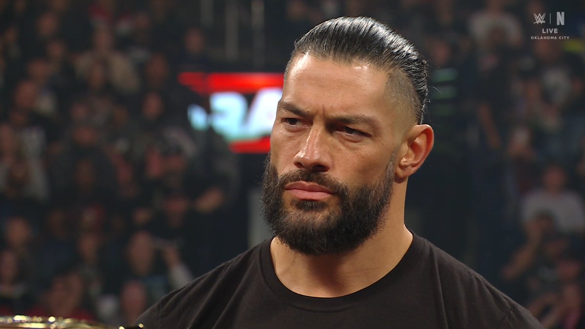 Cody Rhodes: "Roman Reigns, pensaba que esto iba a ser diferente, Eres un hombre de palabra, pero la última vez que me la diste era por un combate. Ahora es la guerra"

Debe de darse ese tercer combate entre ambos para cerrar la saga. No ahora, obviamente. #WWERAW