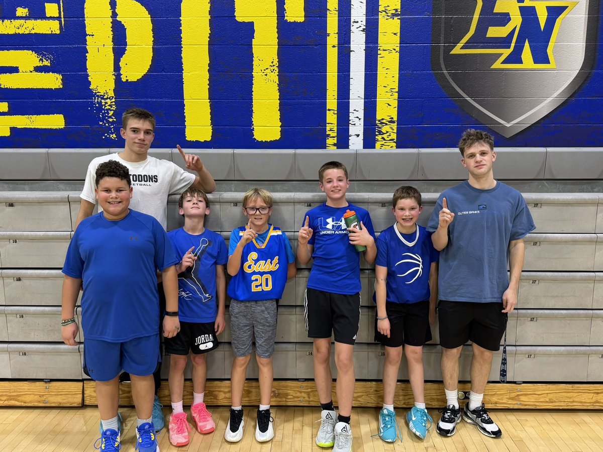 ENbballhoops's tweet photo. Congrats to The Hoosiers 4th/5th grade 3 on 3 Tournament Champs! -Maddox Demming
-Casen Rodenbeck
-Asher Altimus
-Kingston Baker
-Wade Probst Coached by Luca Benedict &amp; Owen Will 
Tough nose group! https://t.co/F77aUuOzbG