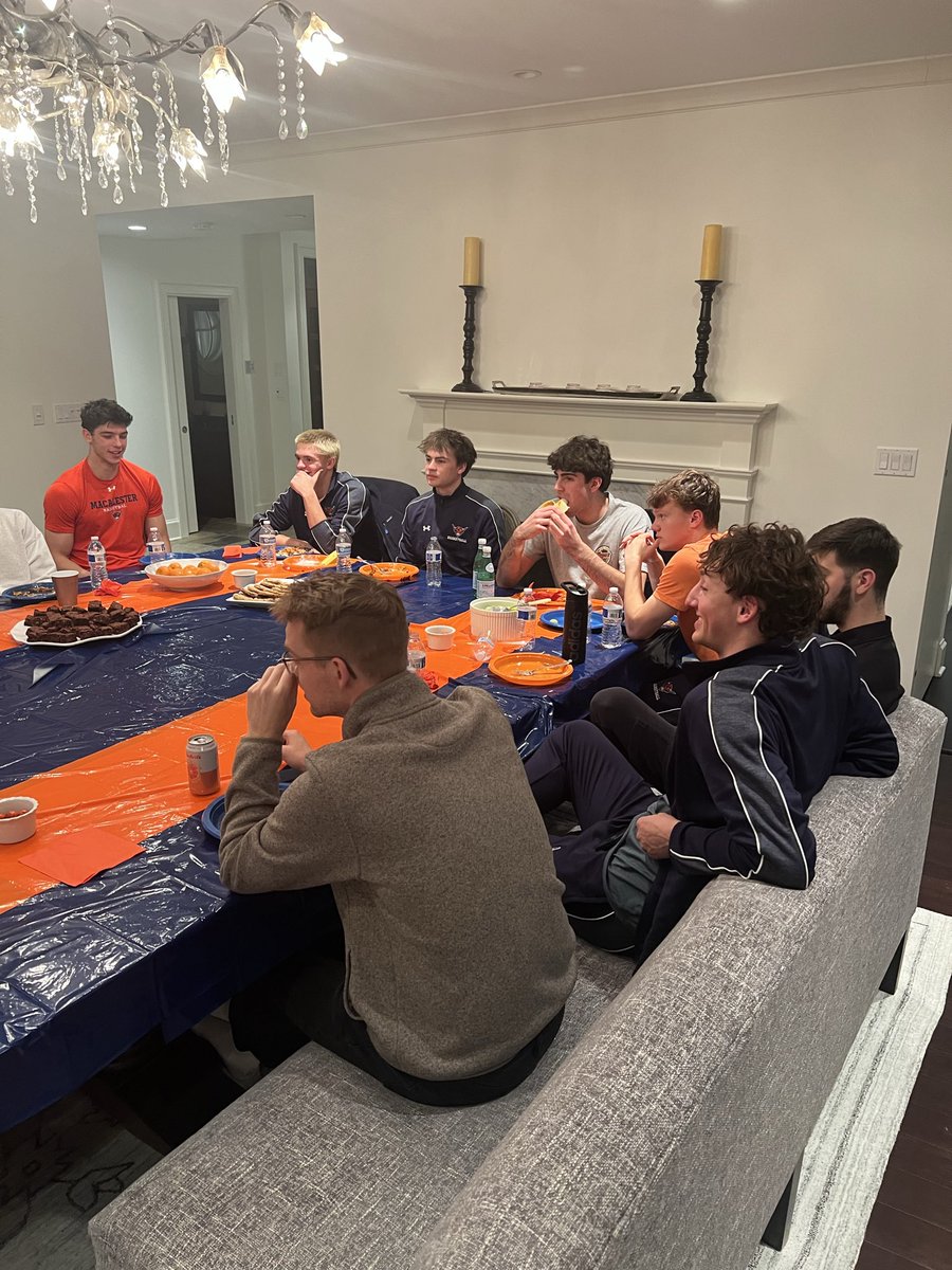 Macalester Men’s Basketball tweet media