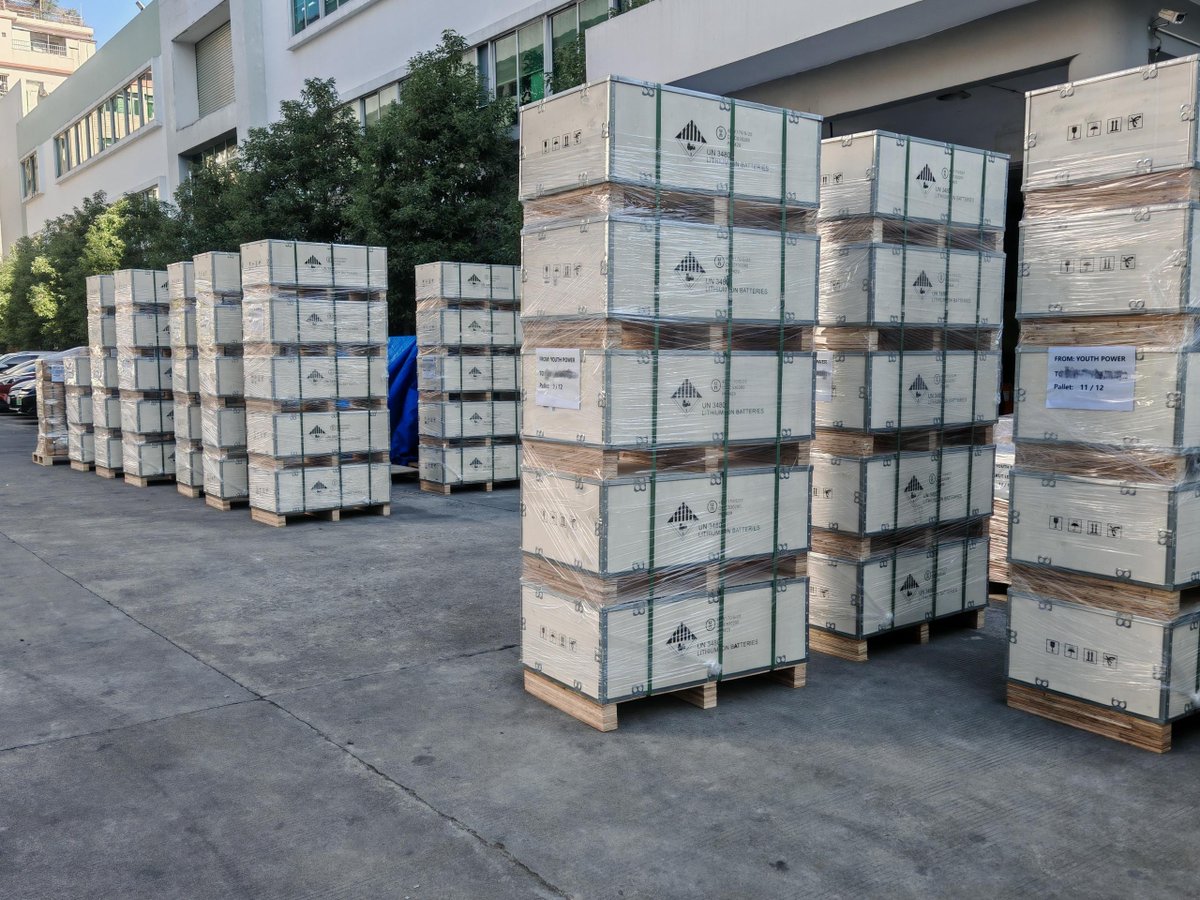 PeterYang0329's tweet photo. Our high-performance LiFePO4 solar batteries are on the move again! 🚚 We're proud to be a trusted source for solar energy storage solutions worldwide. ✨
Get in touch for your energy needs!
➡ https://t.co/tda8rbtRvI
#LiFePO4Battery #SolarBattery #BatteryStorage https://t.co/M5Sw4UsAZh