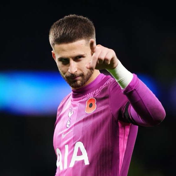 Inter_Xtra's tweet image. 🚨 #Inter is considering different goalkeepers for next summer:

• 🇮🇹 Elia Caprile
• 🇮🇹 Alex Meret
• 🇯🇵 Zion Suzuki
• 🇮🇹 Guglielmo Vicario

[@cmdotcom via @GuarroPas]