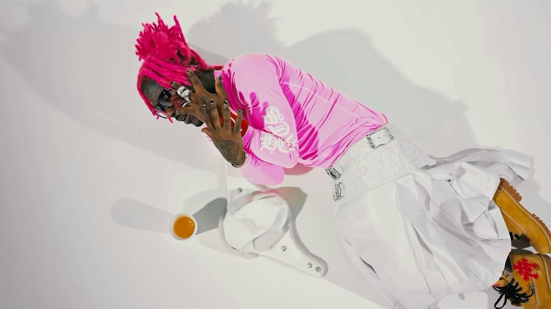 LILUZIVERT's tweet image. ★ I Really Love Yall ….Dont Ever Think I Don’t The Close Ones Leave But The Fans Don’t ★!!!! 💋🦇💕