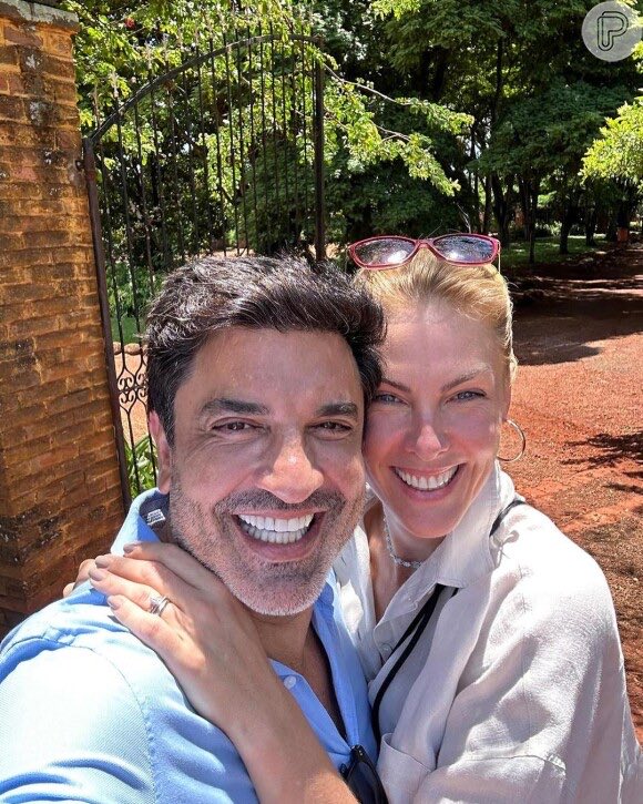 ByteFragmentado's tweet photo. @oeduoliveirajr Edu Guedes e Ana Hickmann https://t.co/FXboL08gBc