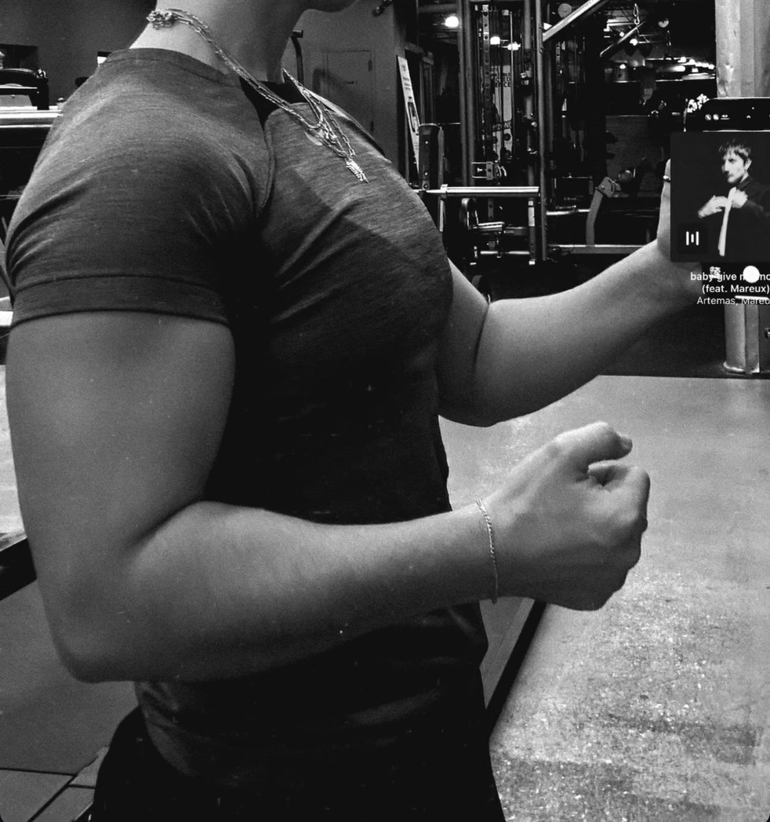 _mzk3's tweet image. as long as you want it