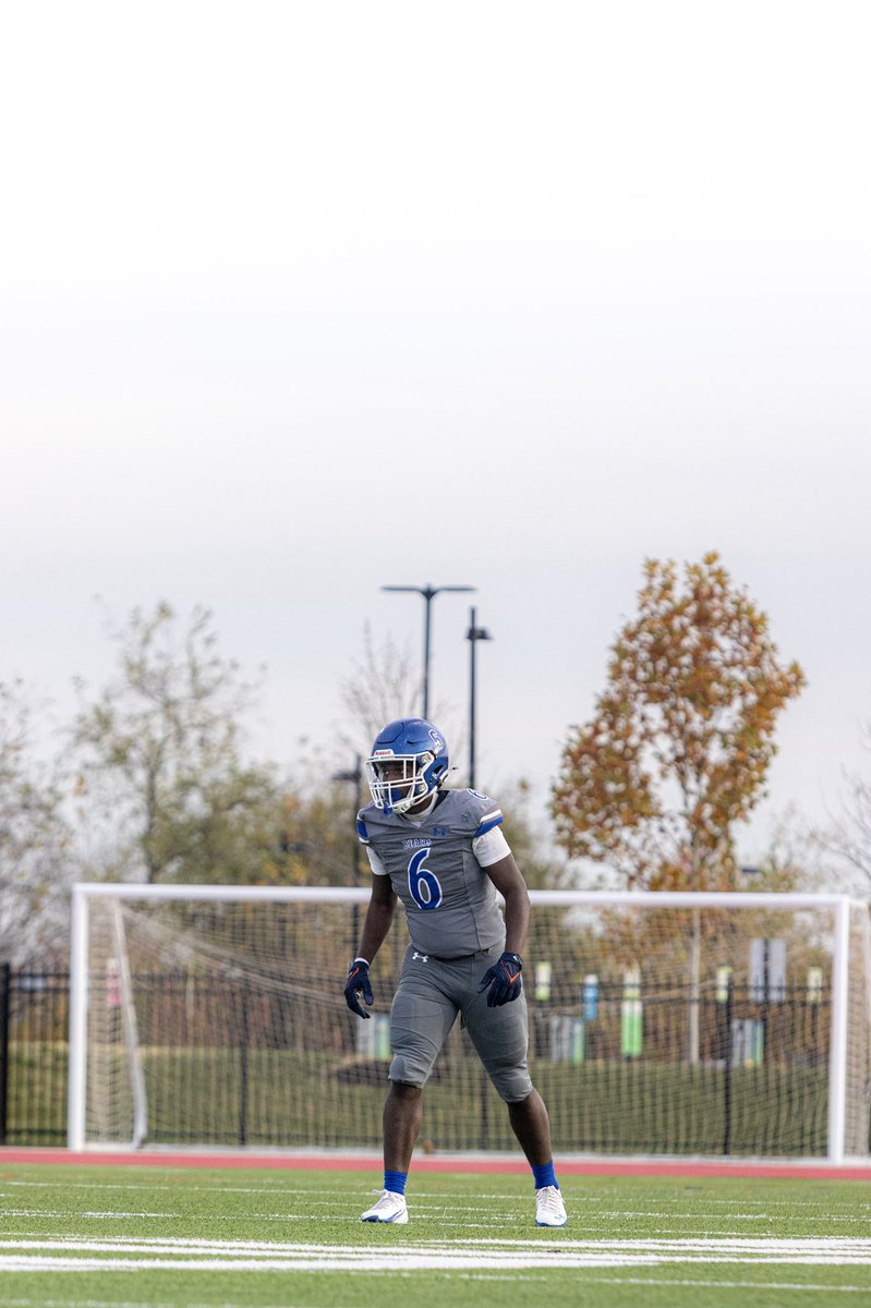 Sophomore full season film!!

hudl.com/v/2TG4QN

Carver Vo-Tech Bears || Class of 2028 || ATH || Game changer 🙏🏾 || 195lbs || 3.3 gpa || 443-590-6172 || christianbryant555@gmail.com

Baltimore,MD 📍📍