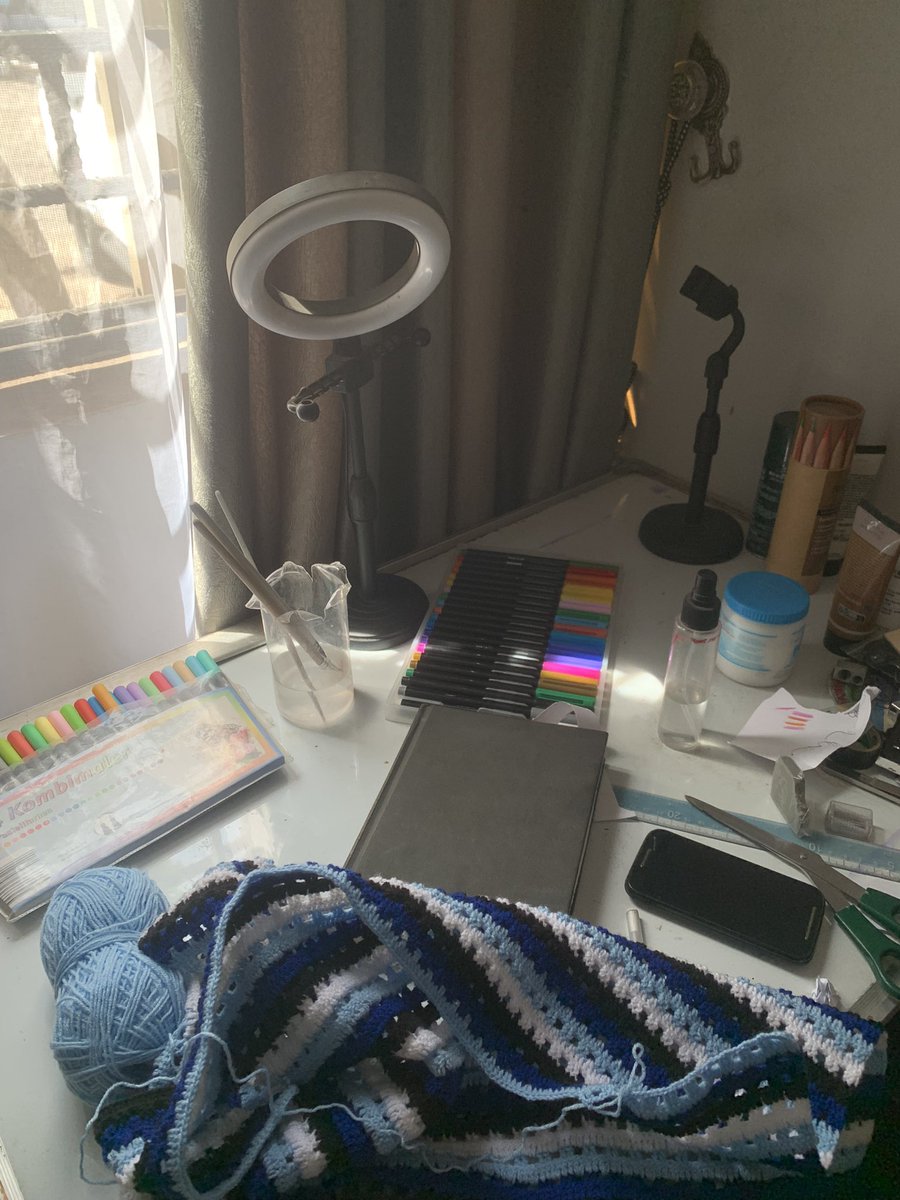 dubi_dee11's tweet photo. Crochet WIPssss 😭#crochet #moots https://t.co/P9jSjwlpee