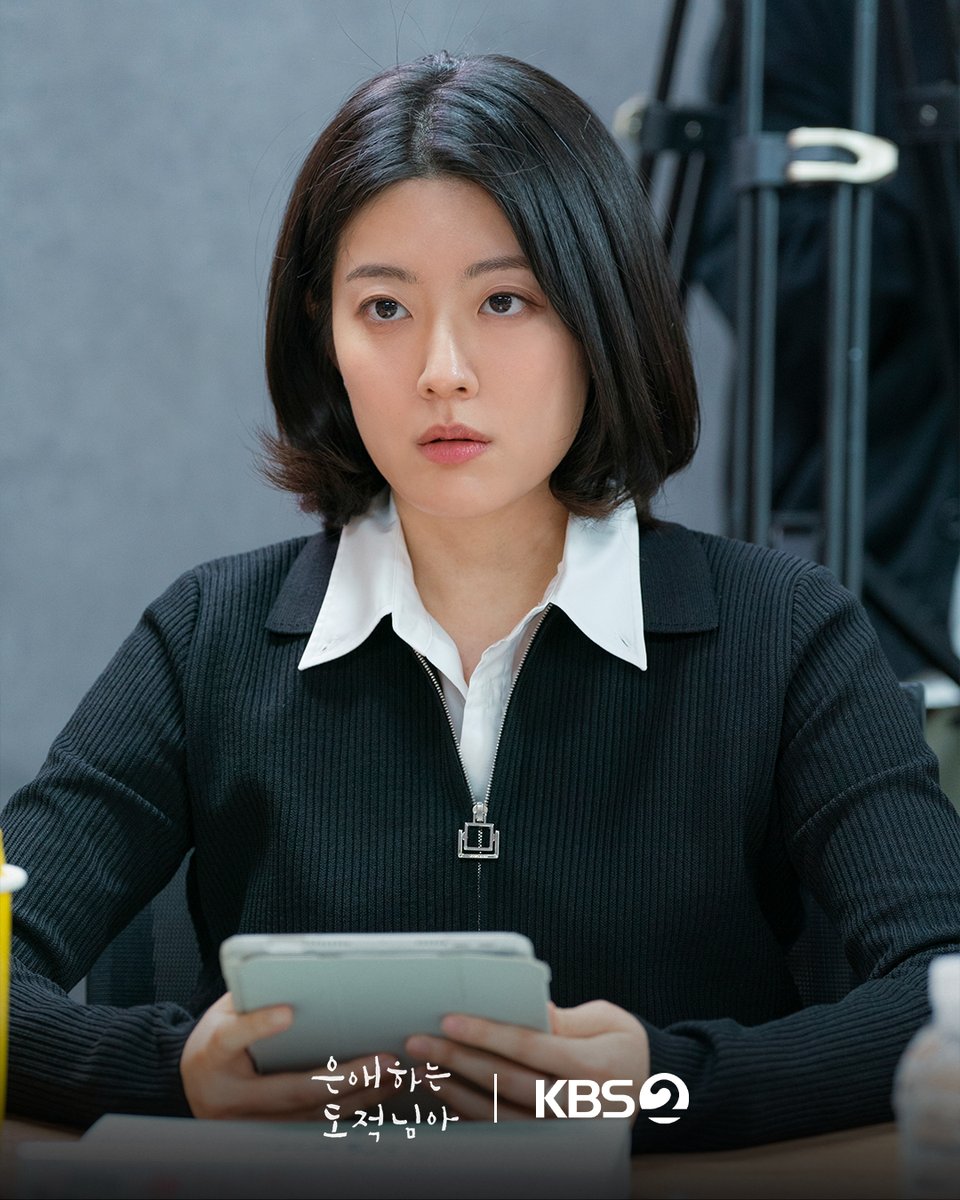 KBS_drama's tweet image. [#은애하는도적님아] [📸]

갑차기스러운데 [은애하는 도적님아] 대본리딩 현장 보여줘도 돼?💘

KBS 2TV 새 토일 미니시리즈 [은애하는 도적님아]
2026년 1월 3일 (토) 밤 9시 20분 첫 방송

#KBS #KBSDRAMA #KDRAMA #은애하는도적님아 #ToMyBelovedThief #남지현 #문상민 #Namjihyun #Moonsangmin