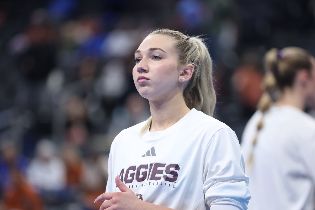 AggieVolleyball's tweet image. Game faces ON 😎

See you in 1️⃣5️⃣ Ags 👍🏻

#GigEm // #AggieVB