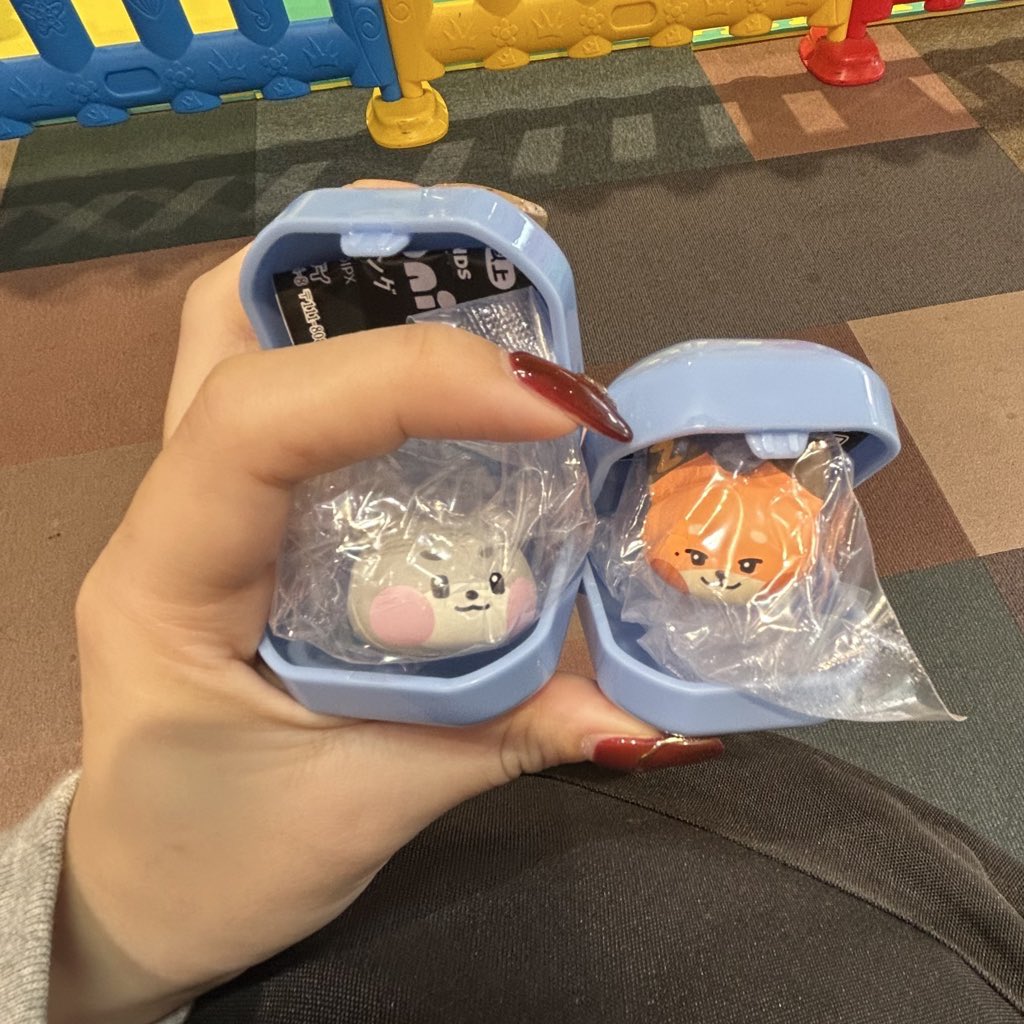 82eesoxee's tweet photo. @aio_dog047 検索からのリプですみません🙇‍♀️テュニニ所持しております。ユニニのの交換は可能でしょうか？ご検討お願いします✨️ https://t.co/yHa1sF5jIA