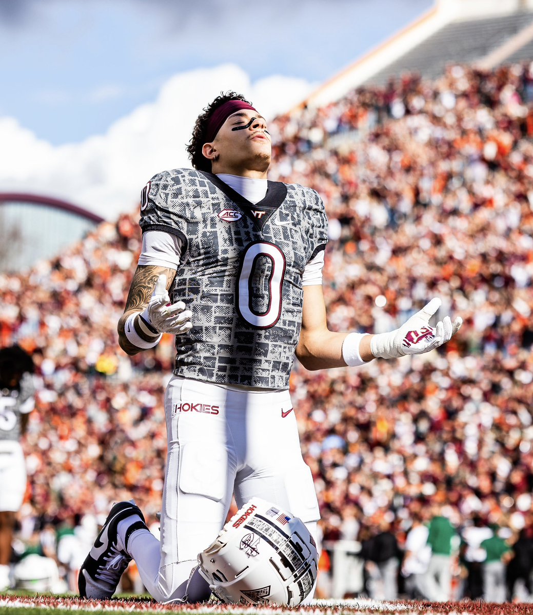 🧎🏽‍♂️‍➡️