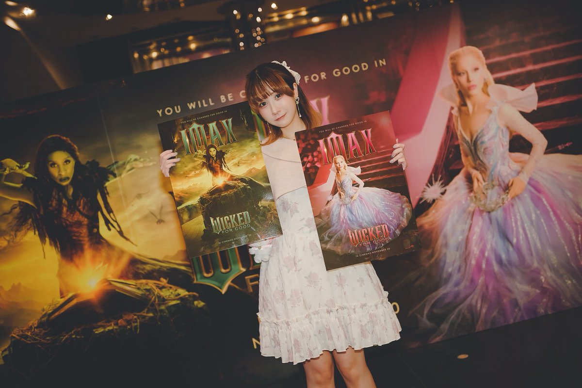 mellowpinkday's tweet photo. ใครไปดู #WickedForGoodTH มาแล้วบ้าง 🙌🏻💚🩷

ภาพสวยอลังการมากดูไปยิ้มไป แต่หลังๆ เริ่มเอามือทาบอกร้องคุณพระแทน ไม่รู้ว่าเนื้อเรื่องจะมาแนวนี้ ยิ่งใหญ่สมเป็นบทสรุปของ Wicked จริงๆ ค่ะ

ฉายแล้ววันนี้ในโรงภาพยนตร์นะคะ

#Mellowpinkday https://t.co/mVY31bQXkH