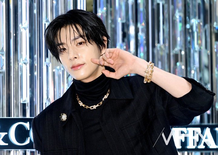 ilovjakez's tweet image. 251125 - if you have naver acc, don&apos;t forget to give a positive reaction to jake&apos;s article

naver.me/59UKwmXx
naver.me/xxF6eGNA
naver.me/Fc58r38X
naver.me/xDCxlVTb

#JAKE #제이크 #ENHYPEN_JAKE