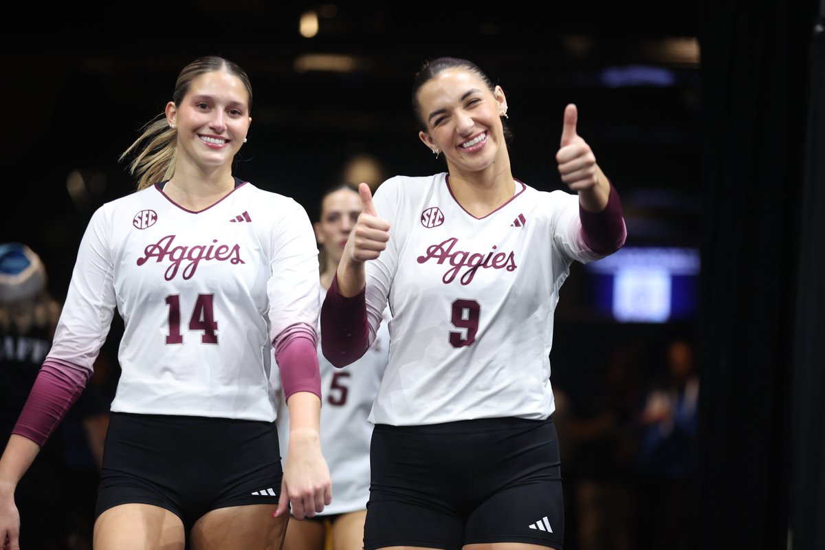 AggieVolleyball's tweet image. Let&apos;s roll 👊‼

#GigEm // #AggieVB