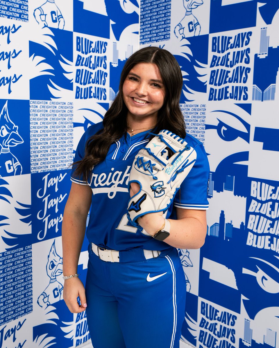 TSanchez2027's tweet image. I am extremely blessed and excited to announce my commitment to Creighton University! 
-
-
Thank you to everyone that has helped make this dream possible! Go Jays 💙🤍