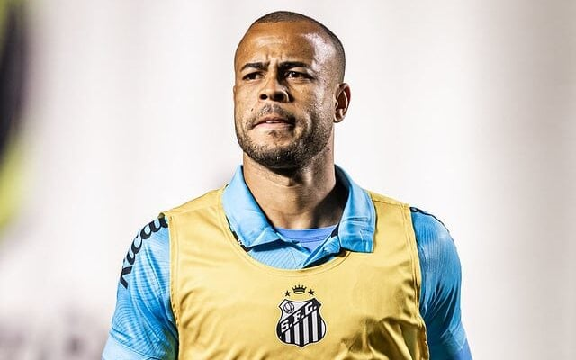 Mayke não pode ter mais 1 minuto sequer nesse Brasileirão

LIXO DO CARALHO