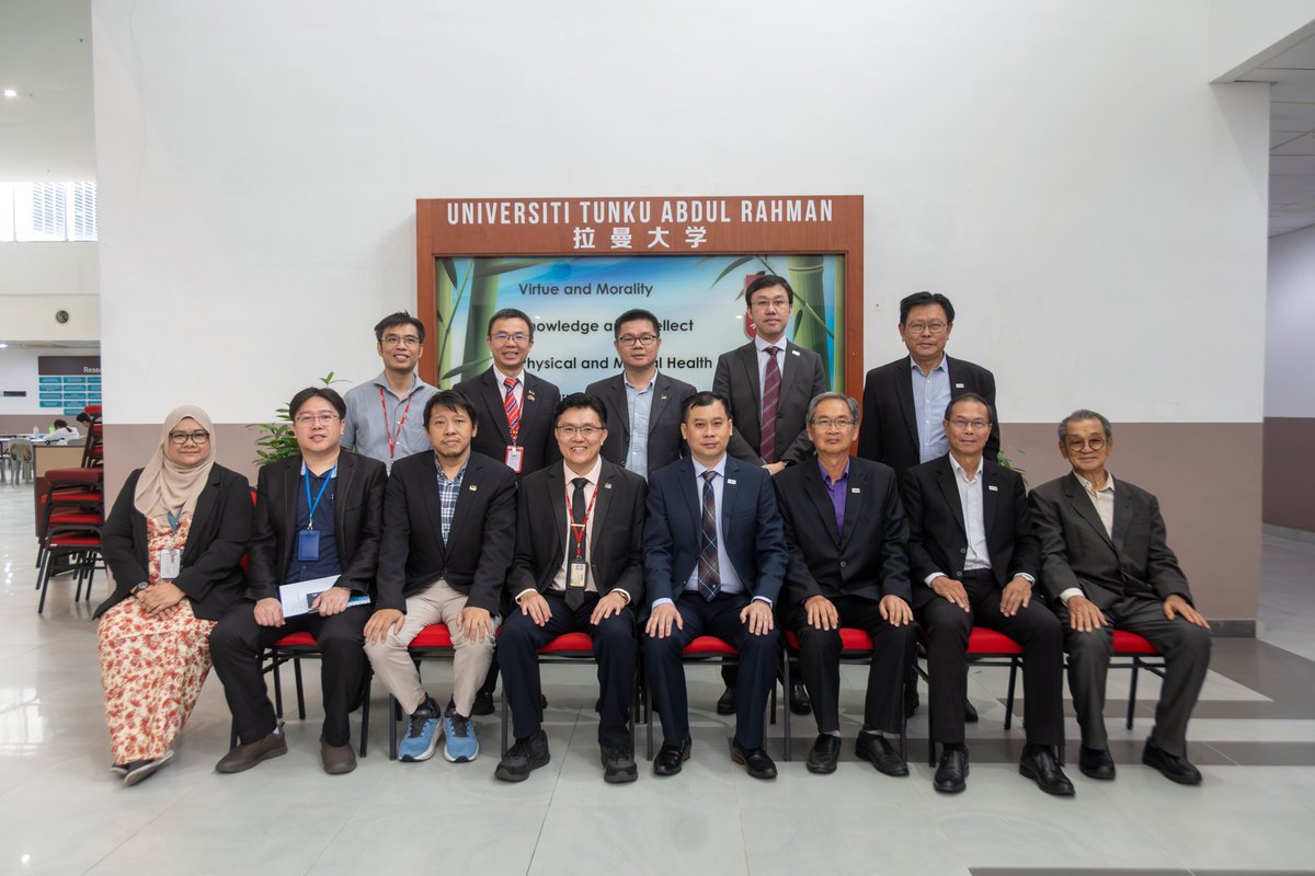 UTARnet's tweet image. UTAR strengthened its collaboration with the Chartered Institute of Building (CIOB) Malaysia through an MoU signing at Sungai Long Campus, advancing industry-aligned education and talent development in the built environment sector.
#UTAR #CIOB #IndustryCollaboration