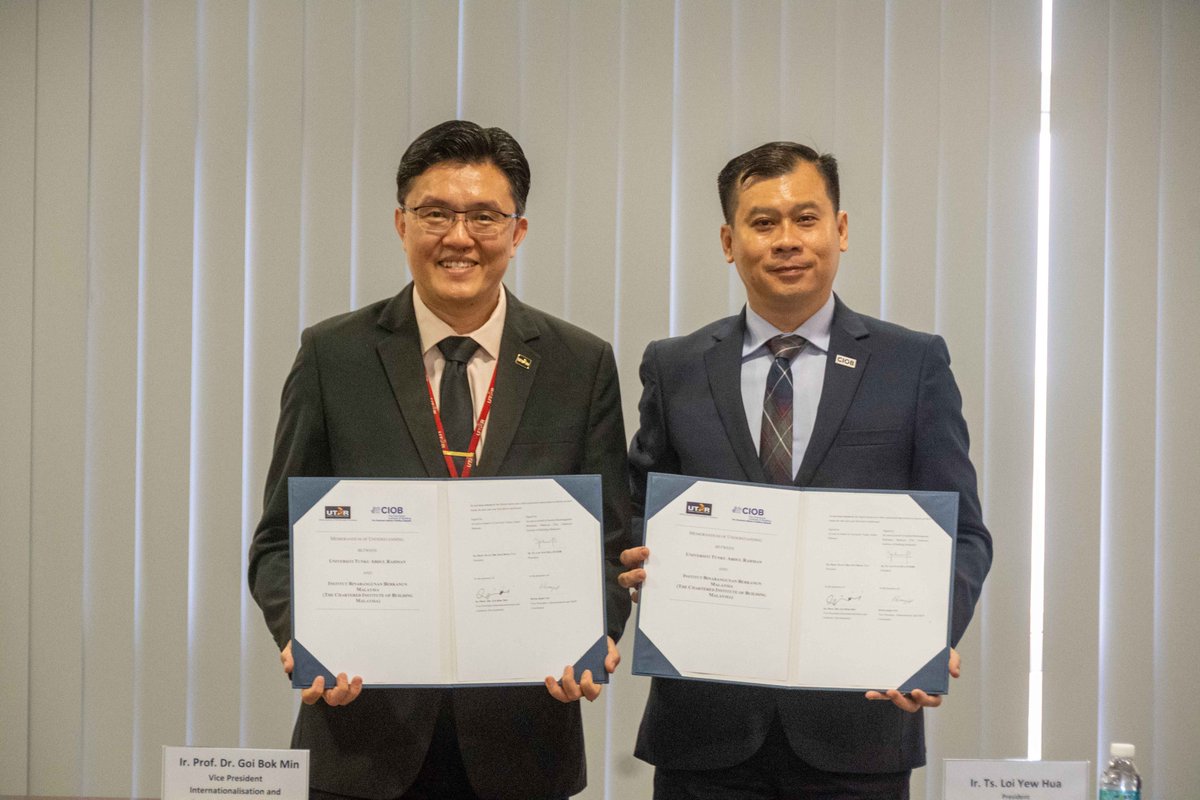 UTARnet's tweet image. UTAR strengthened its collaboration with the Chartered Institute of Building (CIOB) Malaysia through an MoU signing at Sungai Long Campus, advancing industry-aligned education and talent development in the built environment sector.
#UTAR #CIOB #IndustryCollaboration