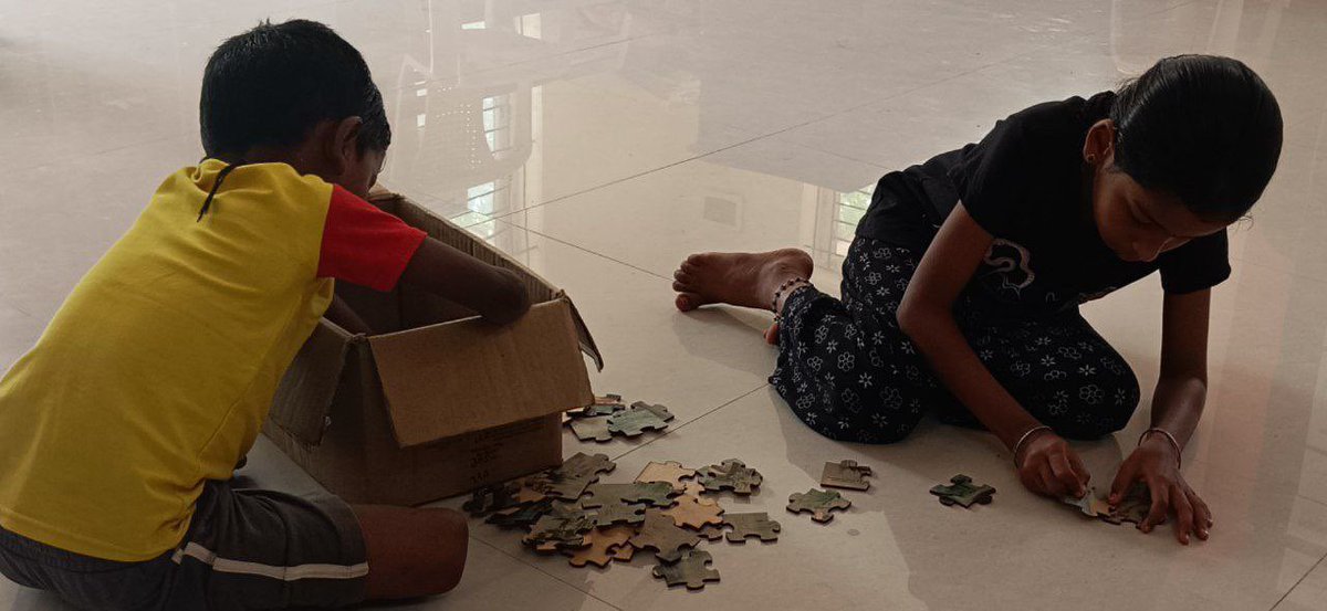 readingkafka's tweet image. For rural communities, public libraries are not only static repositories of books. They are spaces for active, creative, and collaborative learning.🌷🌿📚🕊️#kidsinlibraries