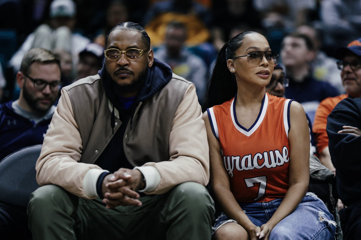 Lala and Carmelo Anthony at Kiyan’s game 🔥