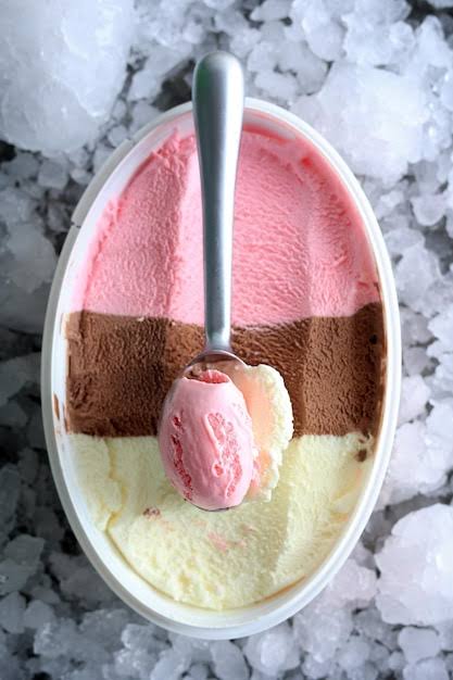 CeroYLlevo2's tweet image. Somos como el helado napolitano 😌