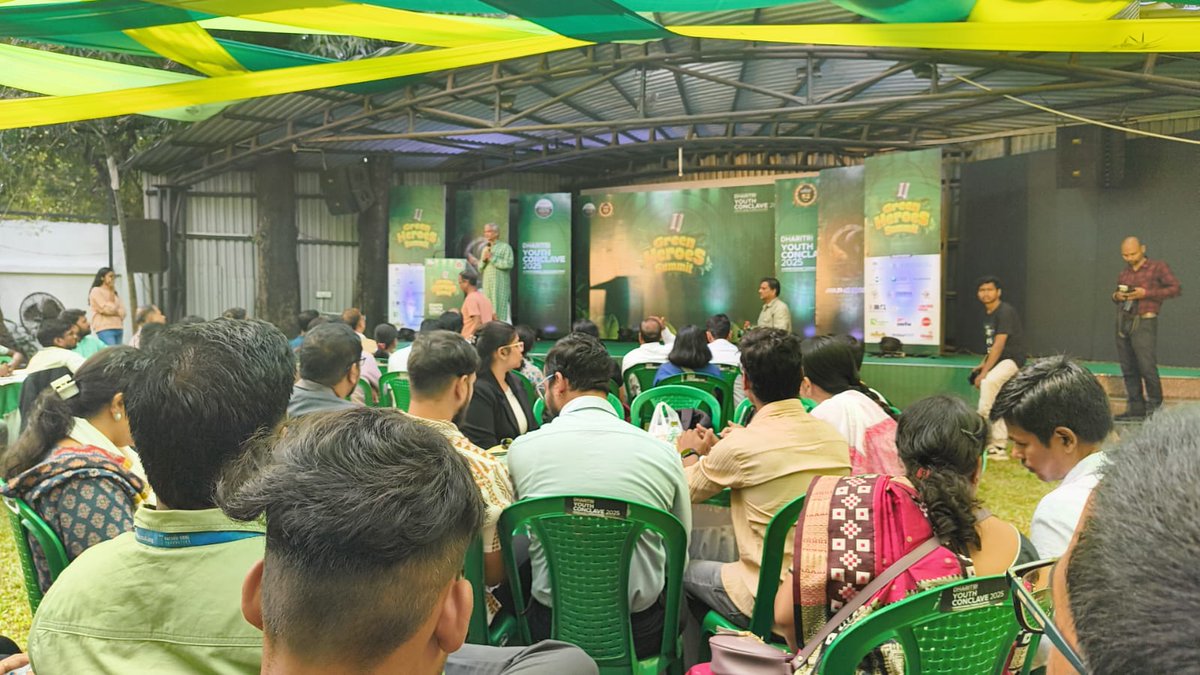 alumni_my's tweet photo. It was tremendous experience  by participating at #DharitriYouthConclave2025 . Of course our contribution towards Environment will be healthy by this inputs.
Thank you @AdyashaSatpath3 @SatpathyLive for inviting us to be the part of this Mega Summit of Climate Hero. https://t.co/WZz31vtrxi