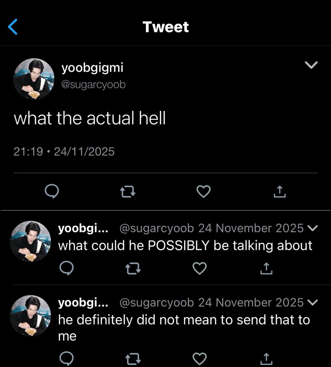 reflectyoon's tweet image. 439. jin texts yoongi