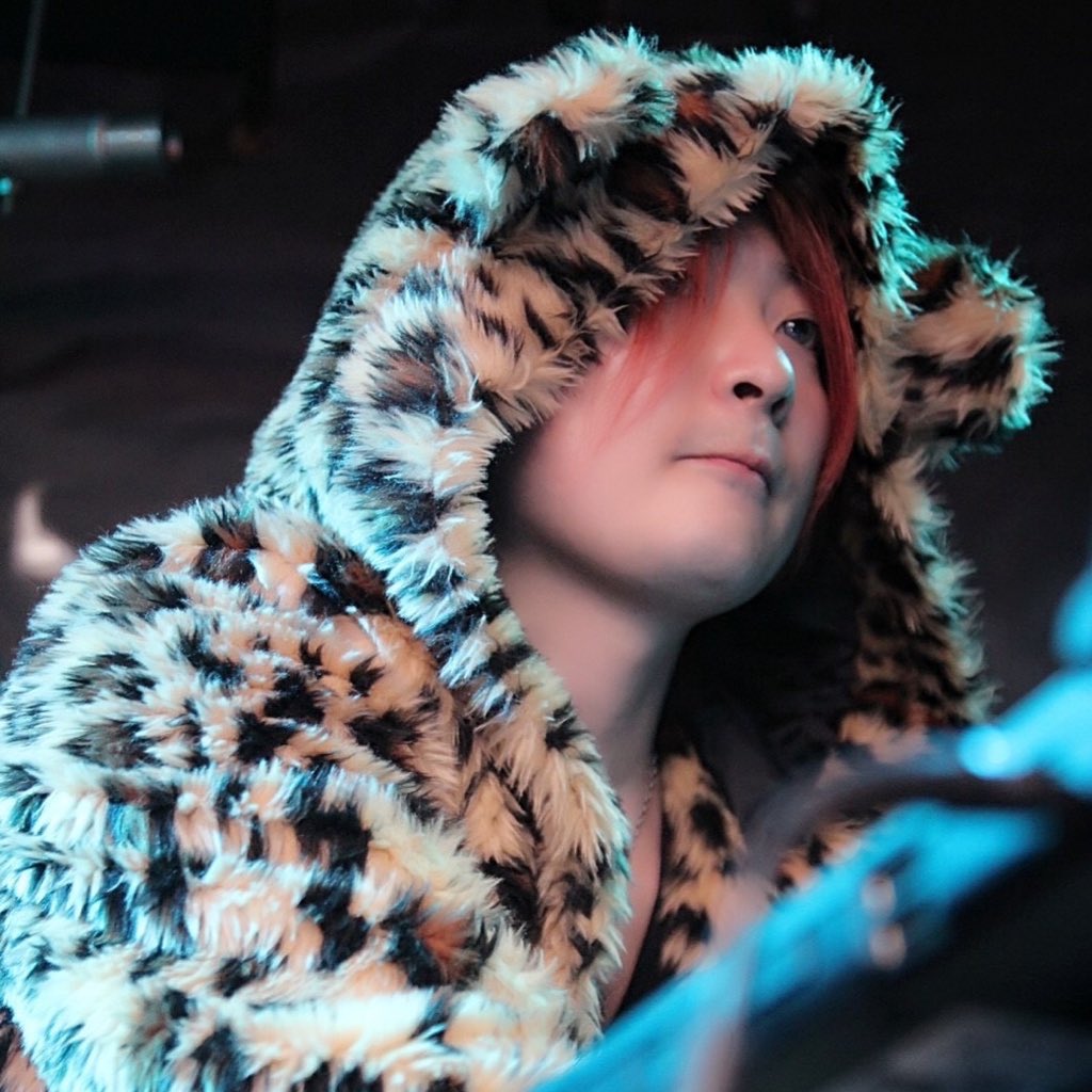 おそらくライブで泣いたあとにトリでDJやらせていただきます