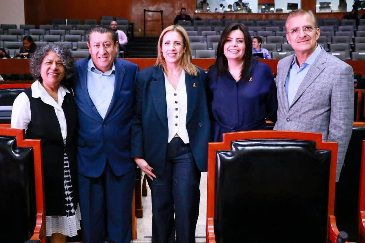 Adriana Medina tweet media