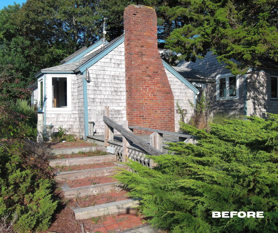 PhilbrookCC's tweet image. #ProgressReport – With the original home and cottage removed, site work is moving forward. A new set of stepped retaining walls are a crucial element in how we’ll transform this waterfront lot and make room for the new house foundation.
#BuiltByPhilbrook #CapeCodInsta