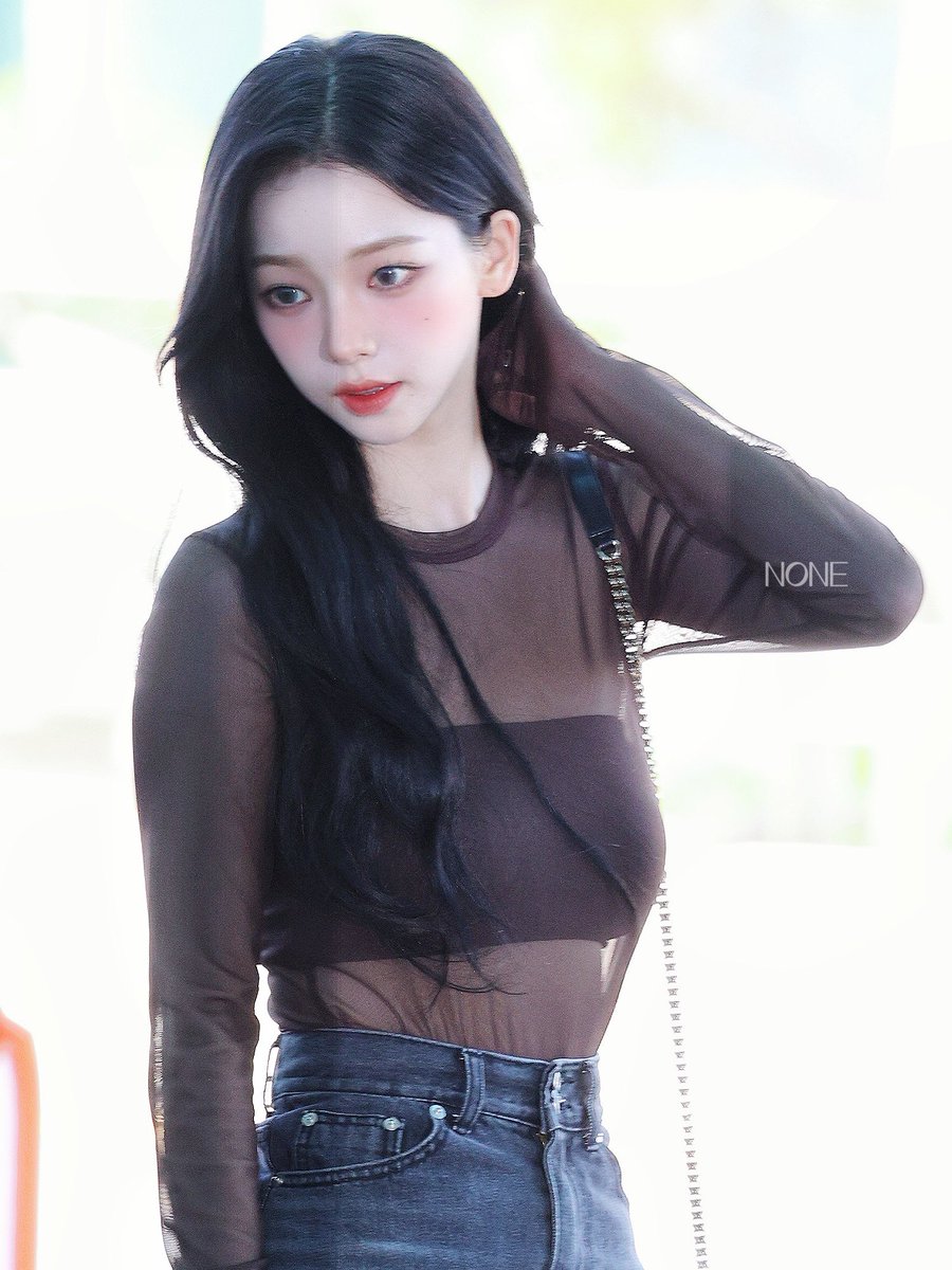 karina_airport's tweet image. 230922 🪽
My standards are legendary #카리나 #KARINA