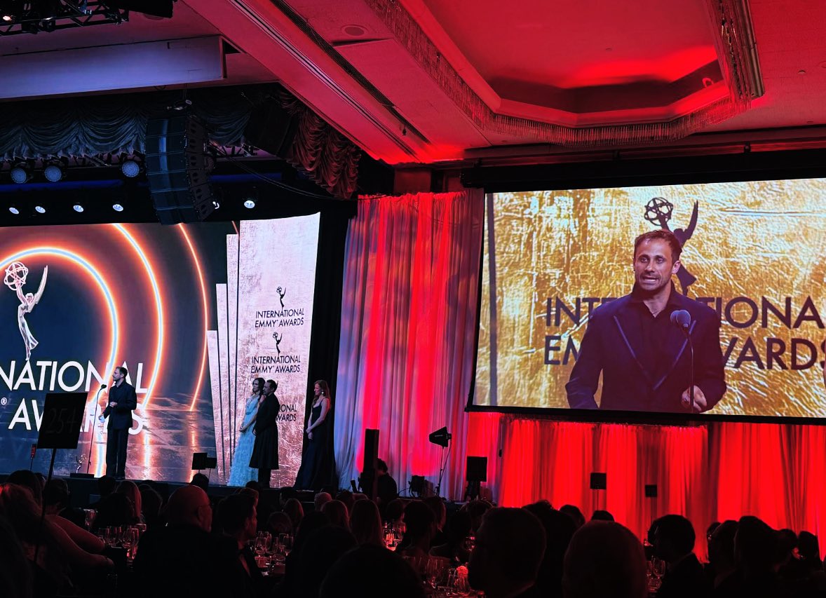 QUE ORIOL ACABA DE HACER HISTORIA. Ha ganado el Emmy Internacional a Mejor Actor. ME MUERO ❤️❤️❤️❤️❤️