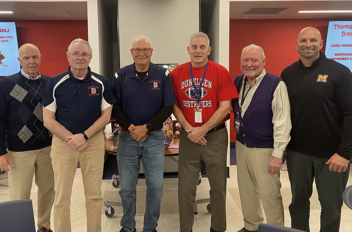 DunellenHS's tweet image. Legendary Dunellen football coaches, centuries of football experience, still going strong!! ⚓️⚓️