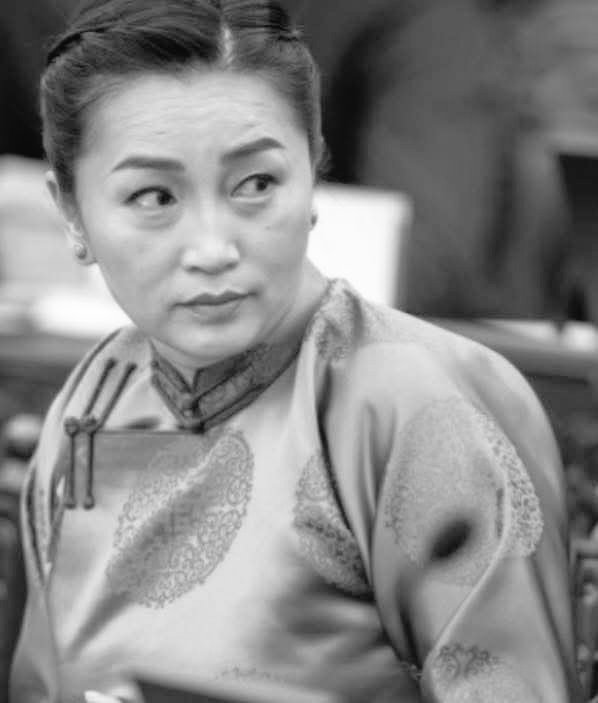 Булгантуяа хүүхээ, Үндсэн хууль зөрччихөөд, өргөдлөө өгөөгүй л байна уу ?!

<a href="/KhBulgan/">Bulgantuya.Kh</a>