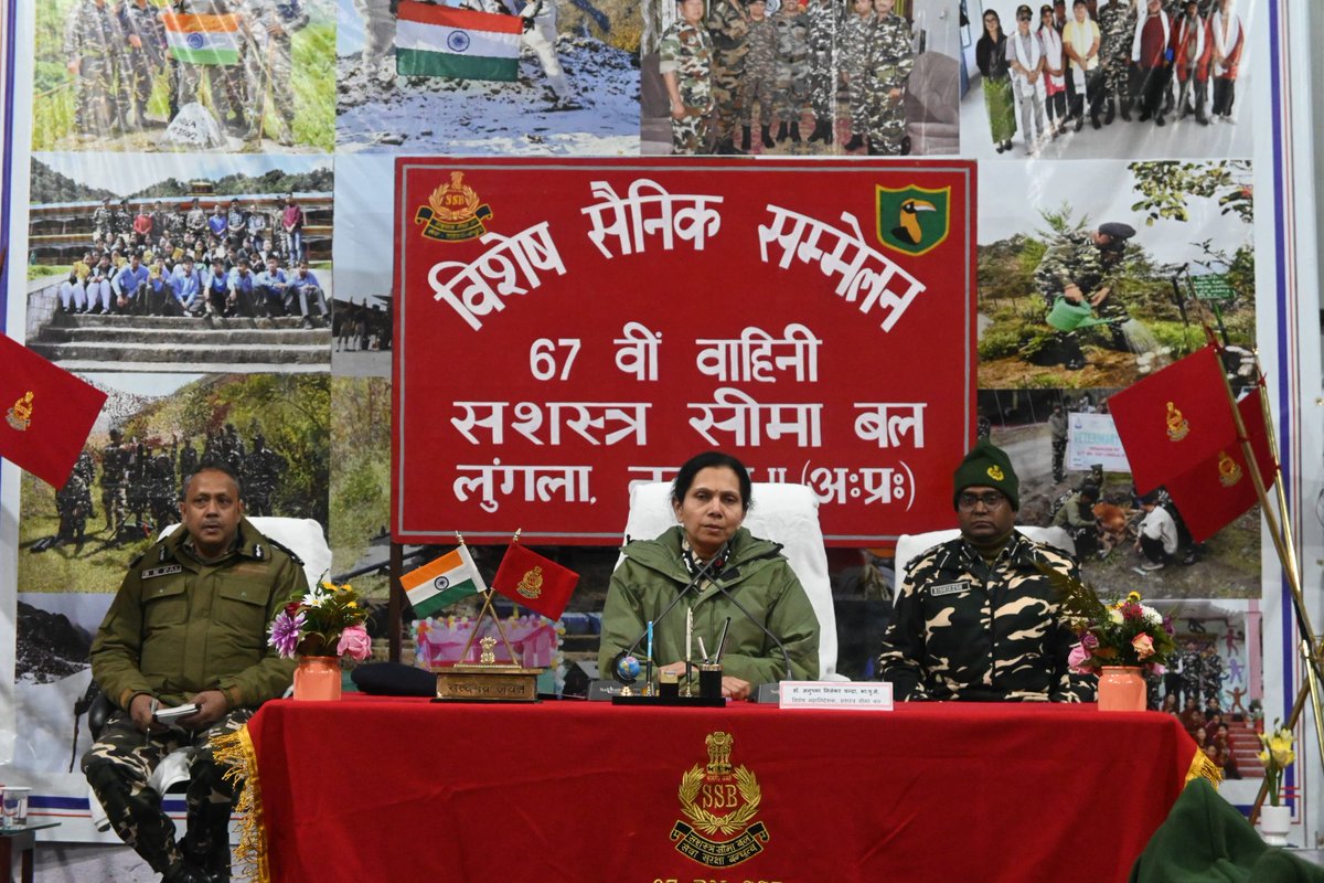 SSB_INDIA's tweet photo. Later on 24.11.2025
Dr. Anupama Nilekar Chandra, IPS, #SDGSSB, visited 67 Bn SSB, Lungla, Arunachal Pradesh.

During the visit, she reviewed operational, training, medical, construction and administrative activities, addressed a #SainikSammelan, interacted with officers & jawans, listened to their issues and boosted their morale.

#NationFirst 
#BorderSecurity #IndoBhutanBorder

@HMOIndia
@PIBHomeAffairs
@67BnSSB_INDIA
@ANI