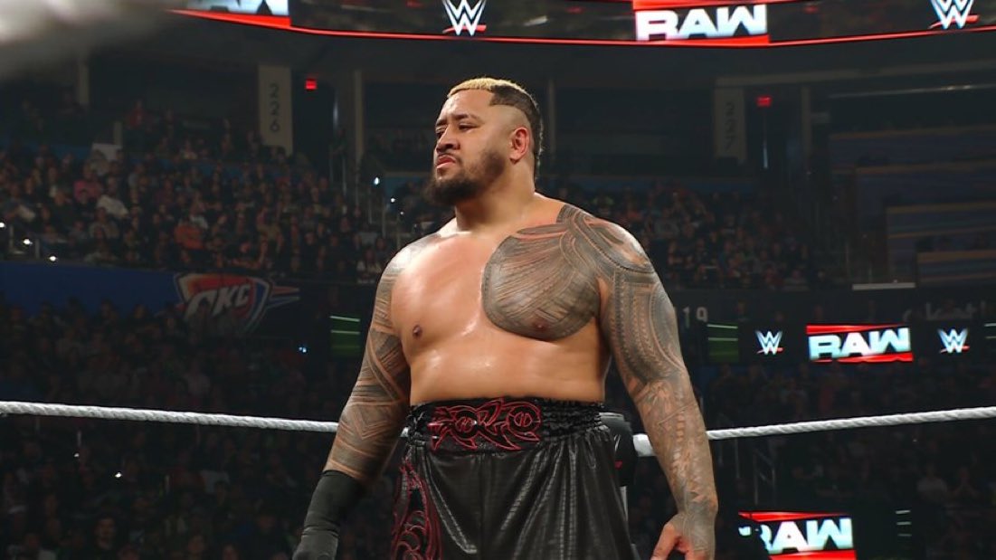 WrestleOps's tweet image. Solo Sikoa defeats Penta to advance to the semi-finals of ‘The Last Time is Now Tournament.’

The match ended due to Penta not being able to continue.

#WWERAW